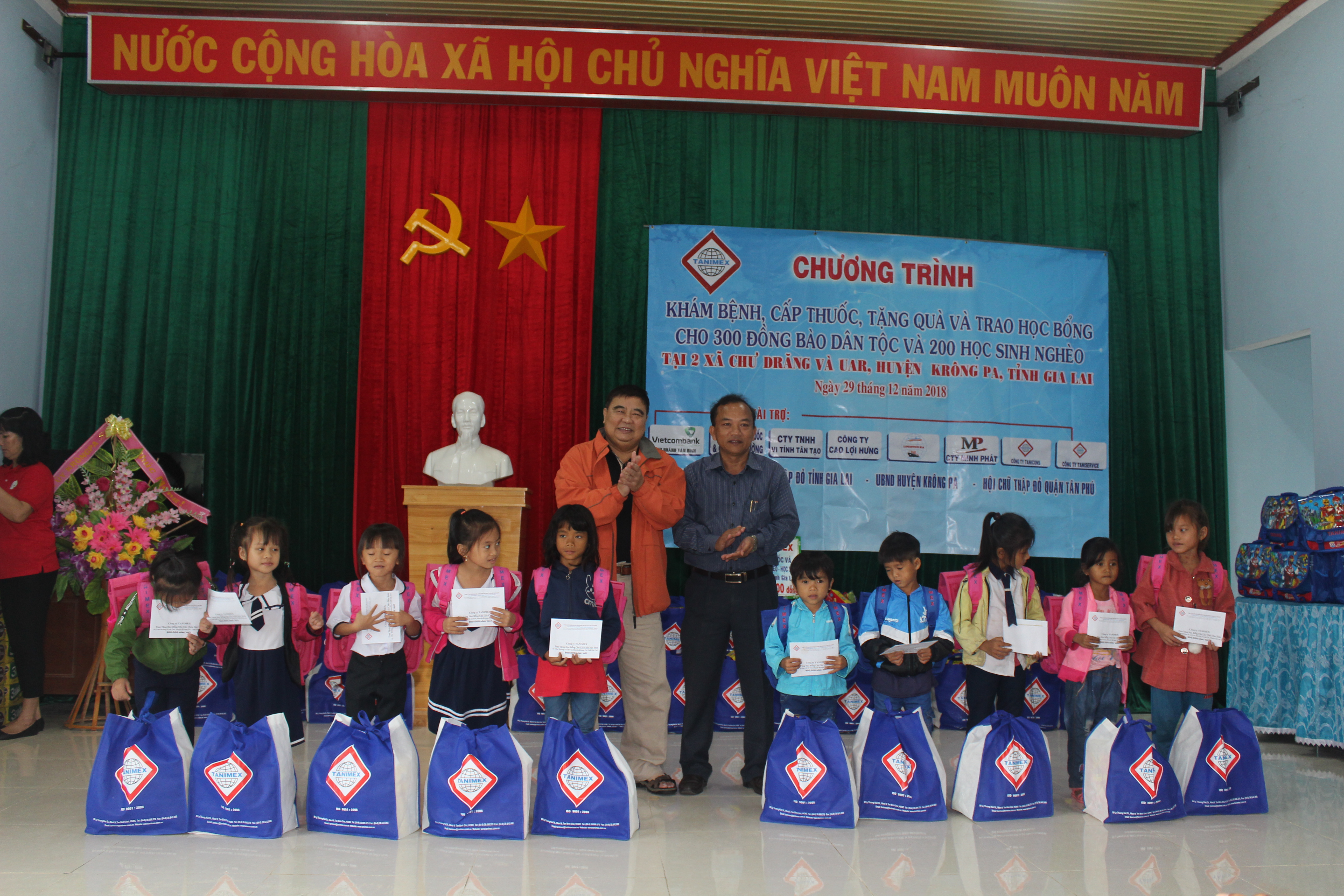 CHƯƠNG TRÌNH THIỆN NGUYỆN "MÙA XUÂN NHÂN ÁI" CỦA CÔNG TY TANIMEX TẠI TỈNH GIA LAI